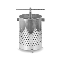 Pressing & extracting honey